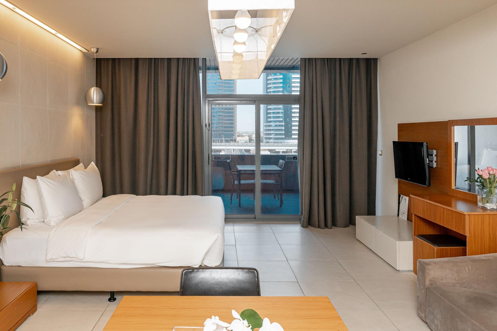 Radisson Blu Residence, Marina