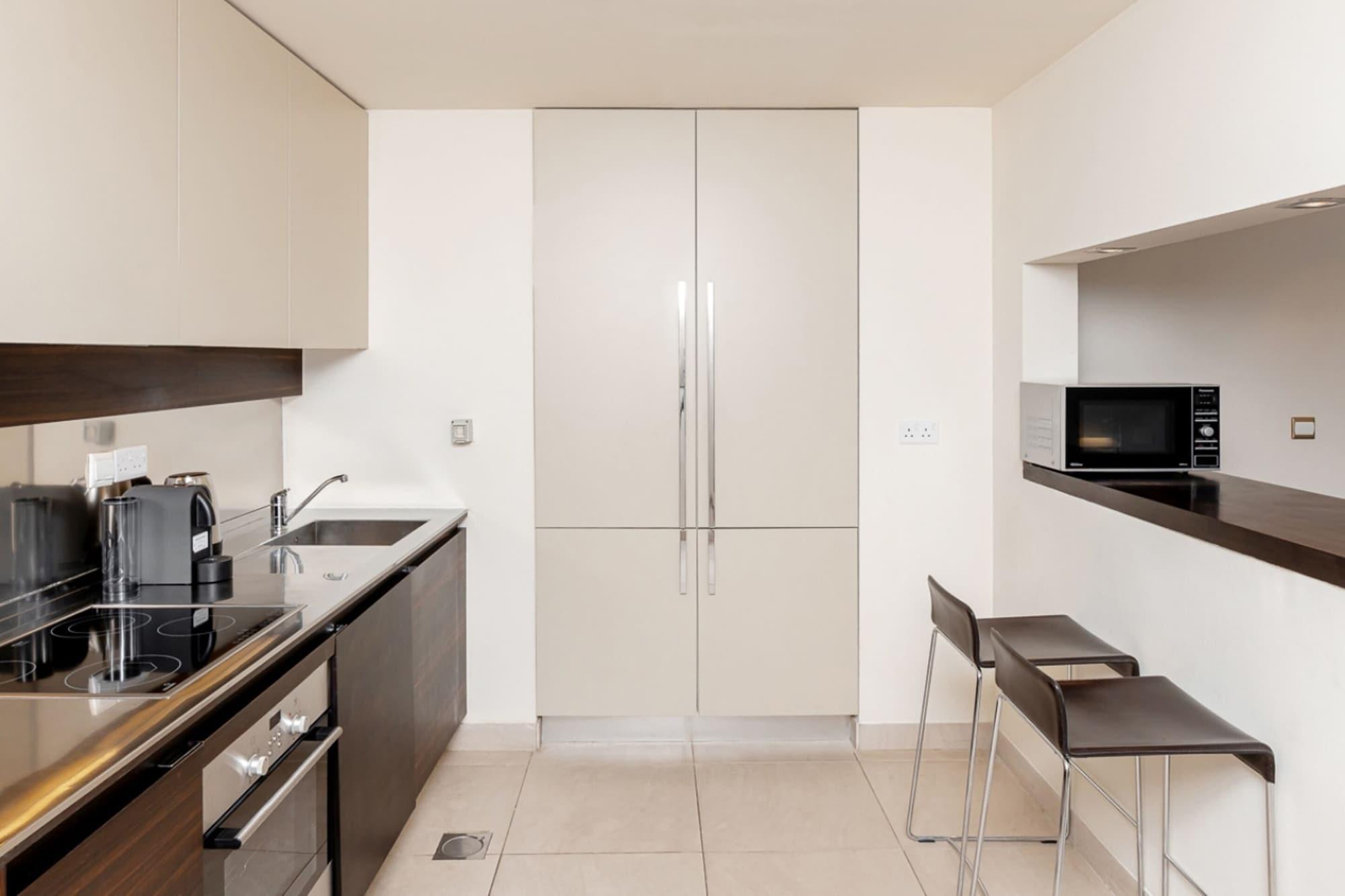 Aparthotel Radisson Blu Residence, Marina 5*