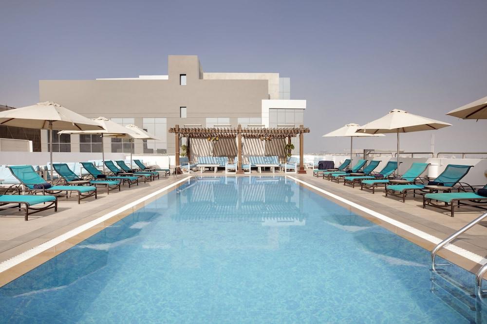 Hilton Garden Jumeirah Hotel 4*