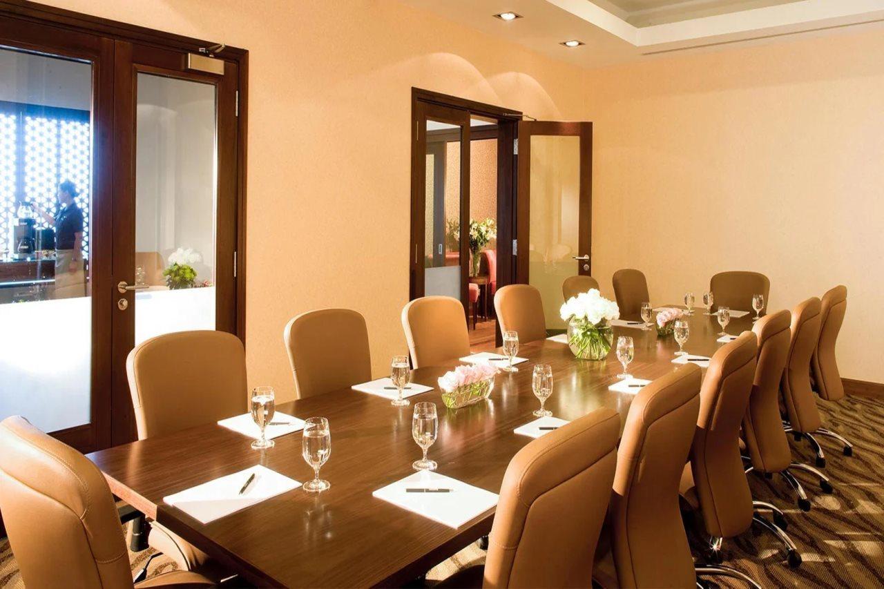 Hotel La & Dubai