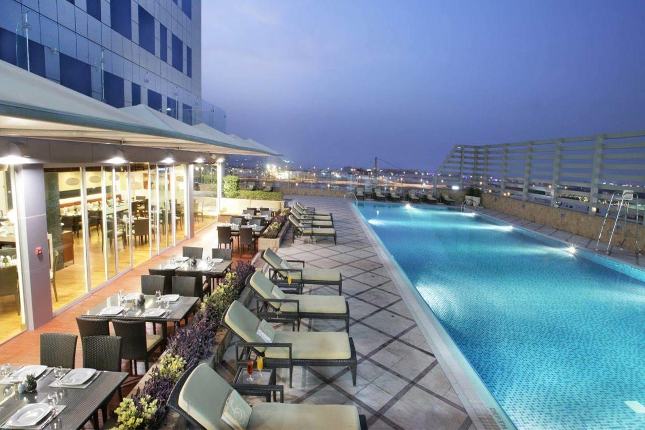Hotel La & Dubai