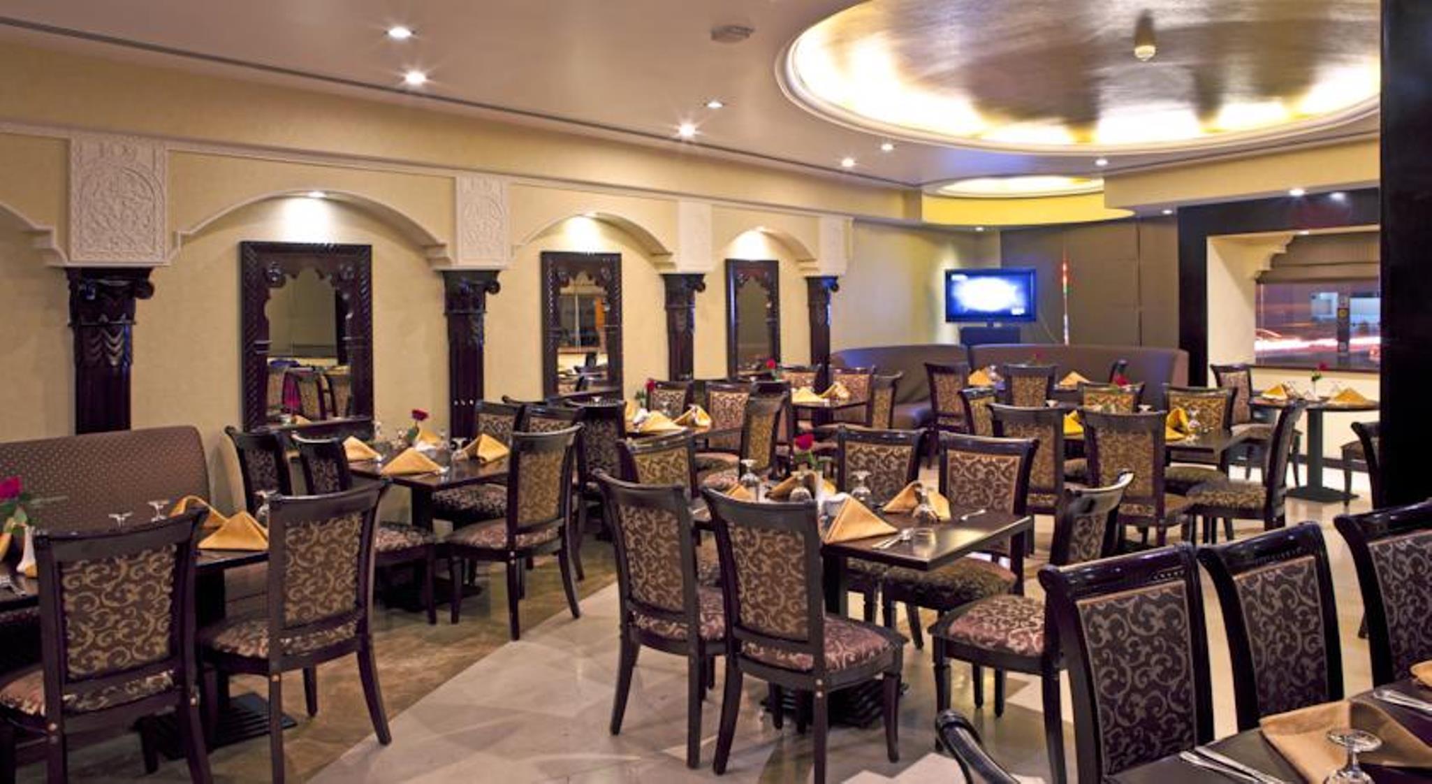 Landmark Riqqa Otel 4*