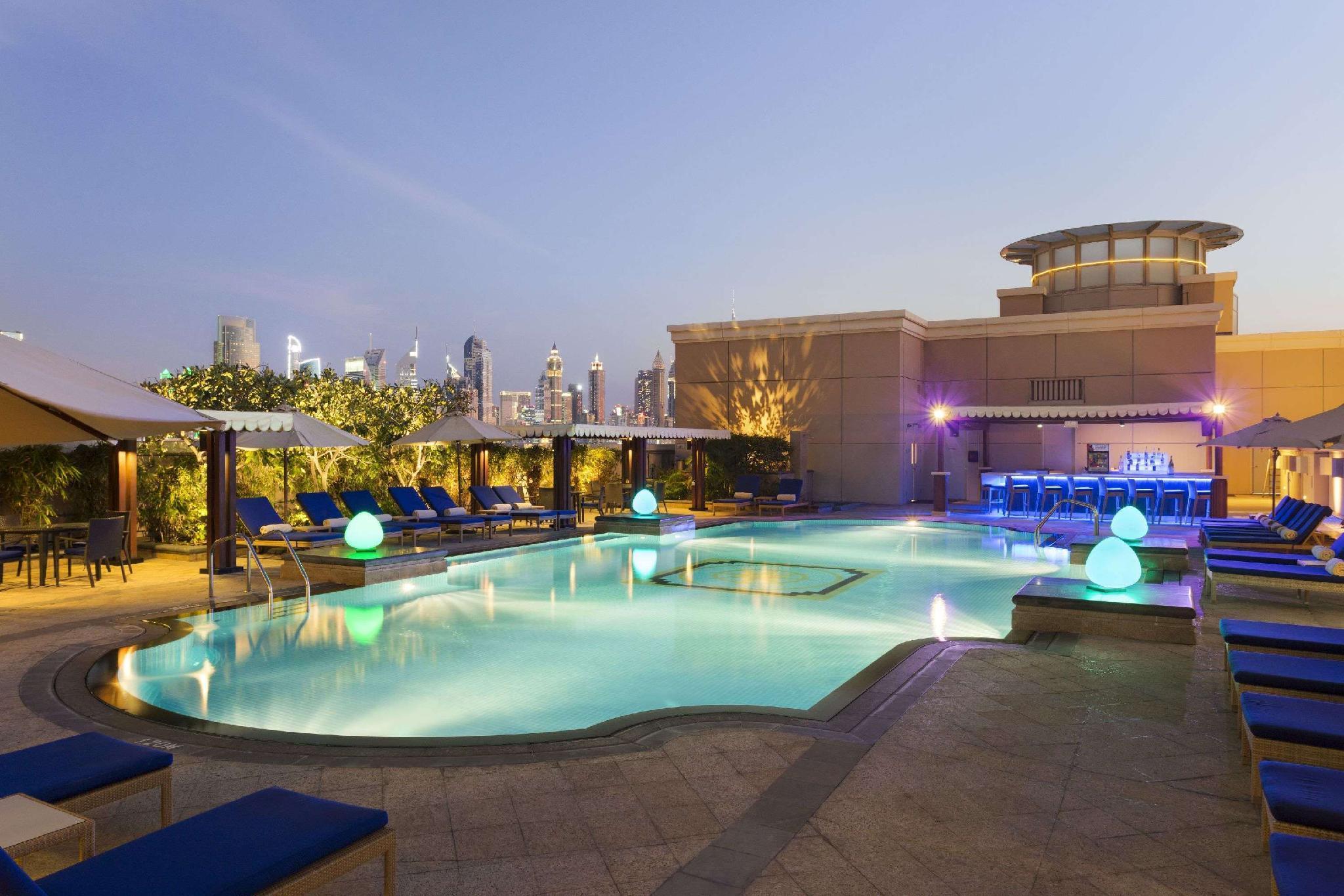 Crowne Plaza - Jumeirah By Ihg 5*
