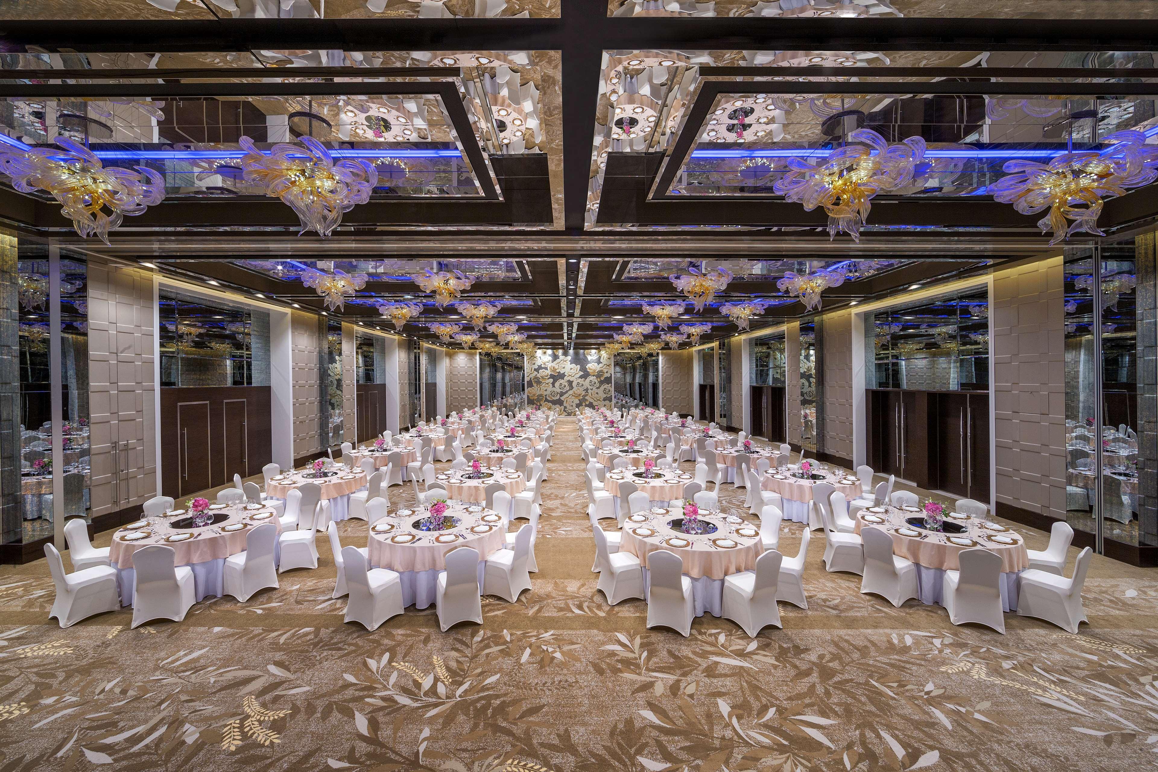 Hotel Hyatt Regency Creek Heights 5*