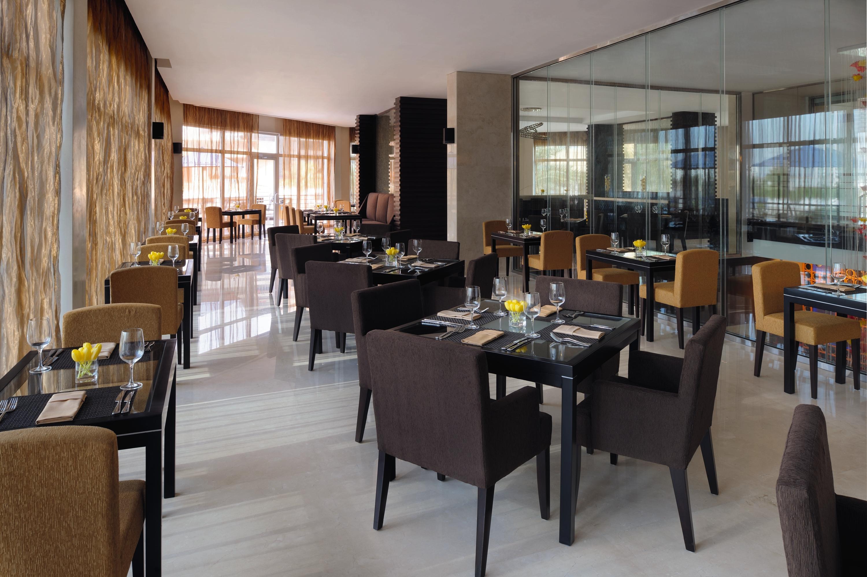 Mövenpick Jumeirah Lakes Towers Hotel Dubai