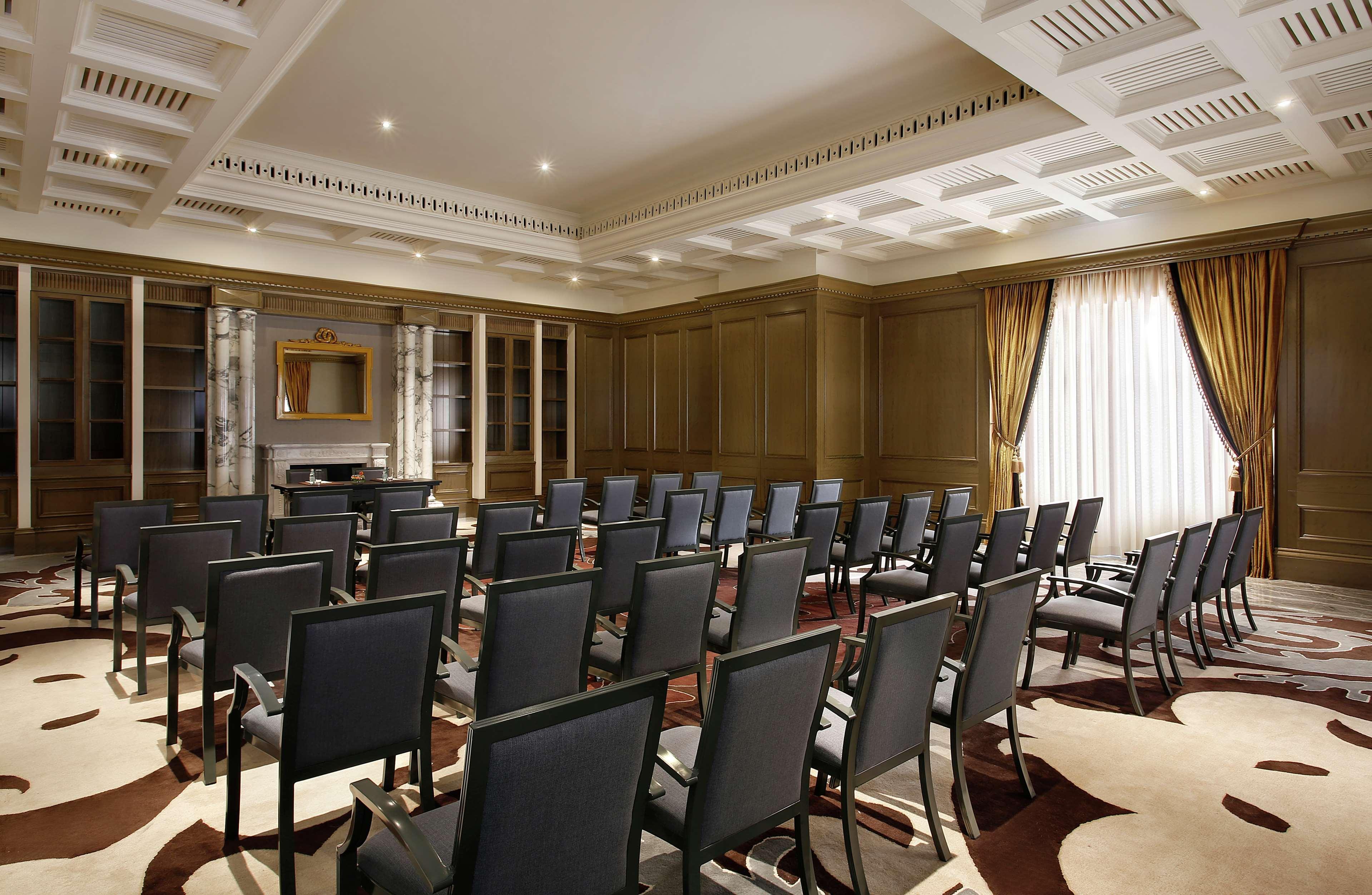 Al Habtoor Palace - Preferred & Hotel