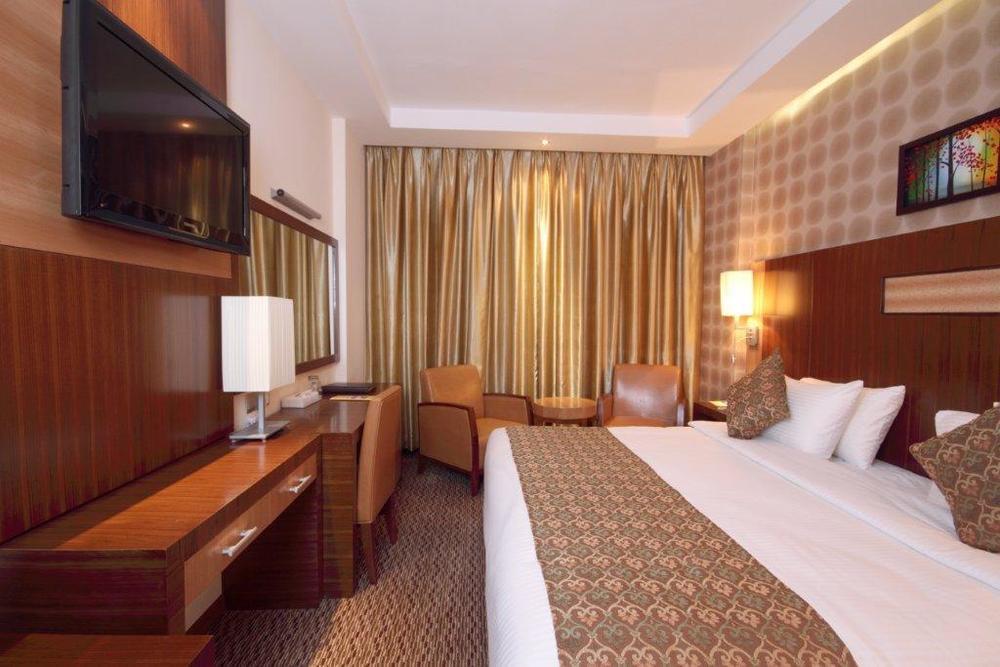 Sun And Sands Downtown Hotel