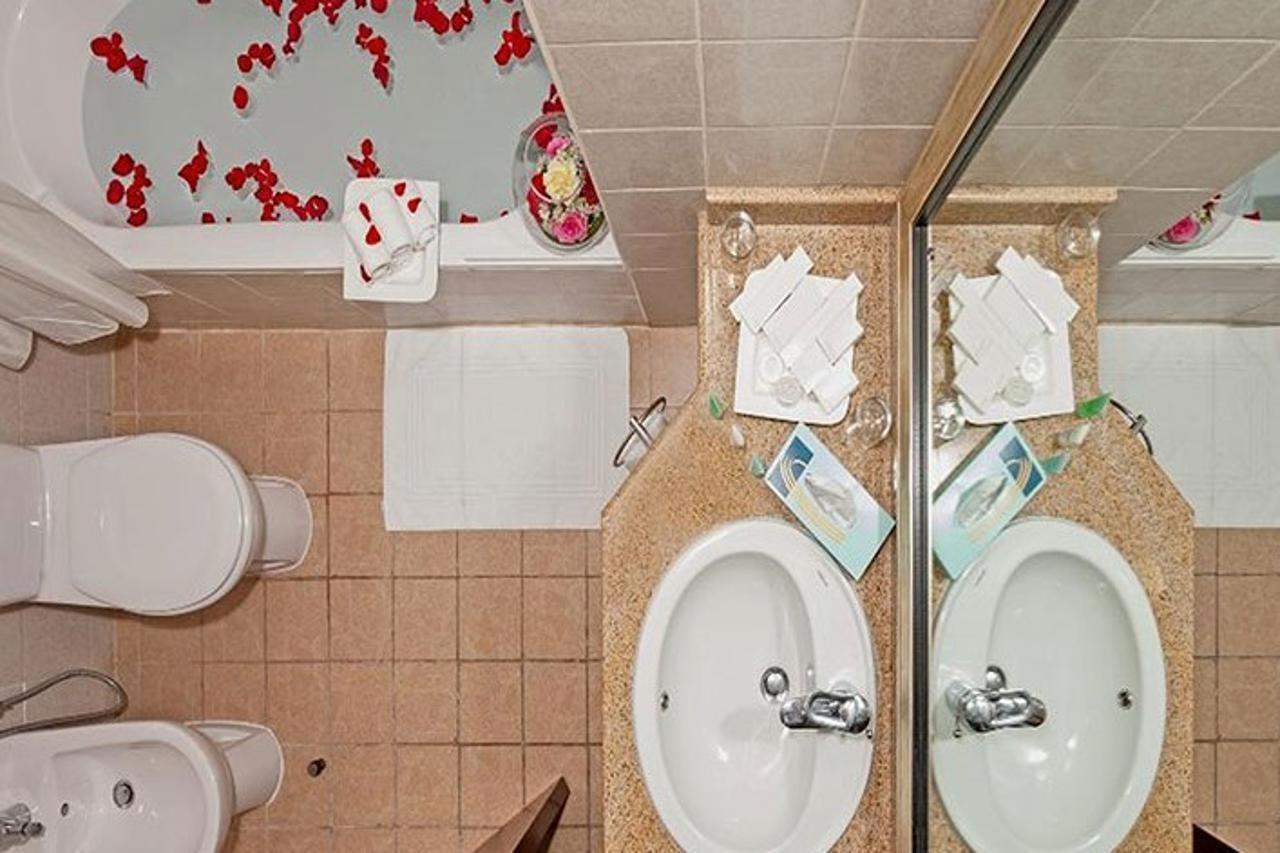 Chelsea Gardens Apart Otel Dubai