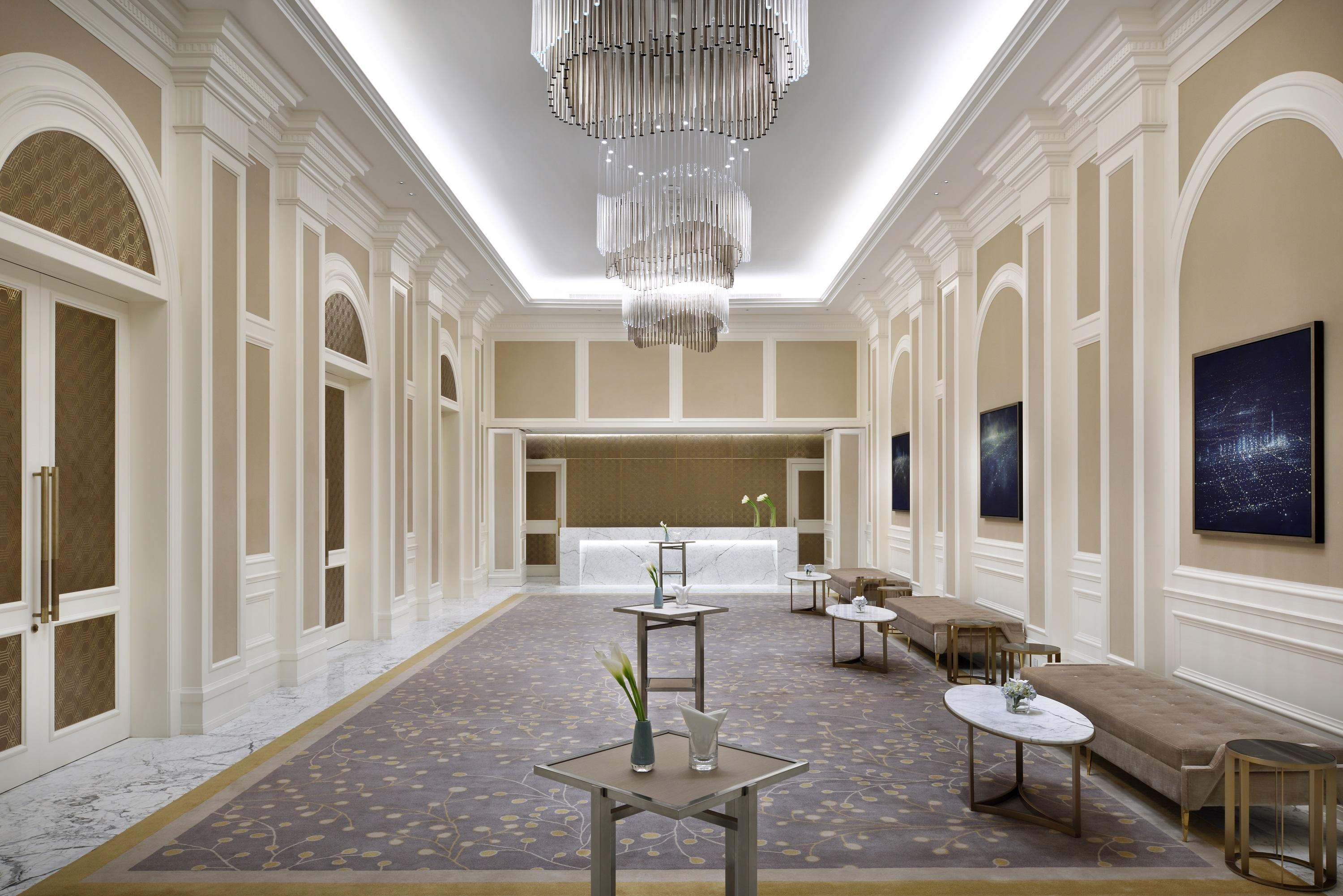 Kempinski The Boulevard Dubai Hotel 5*