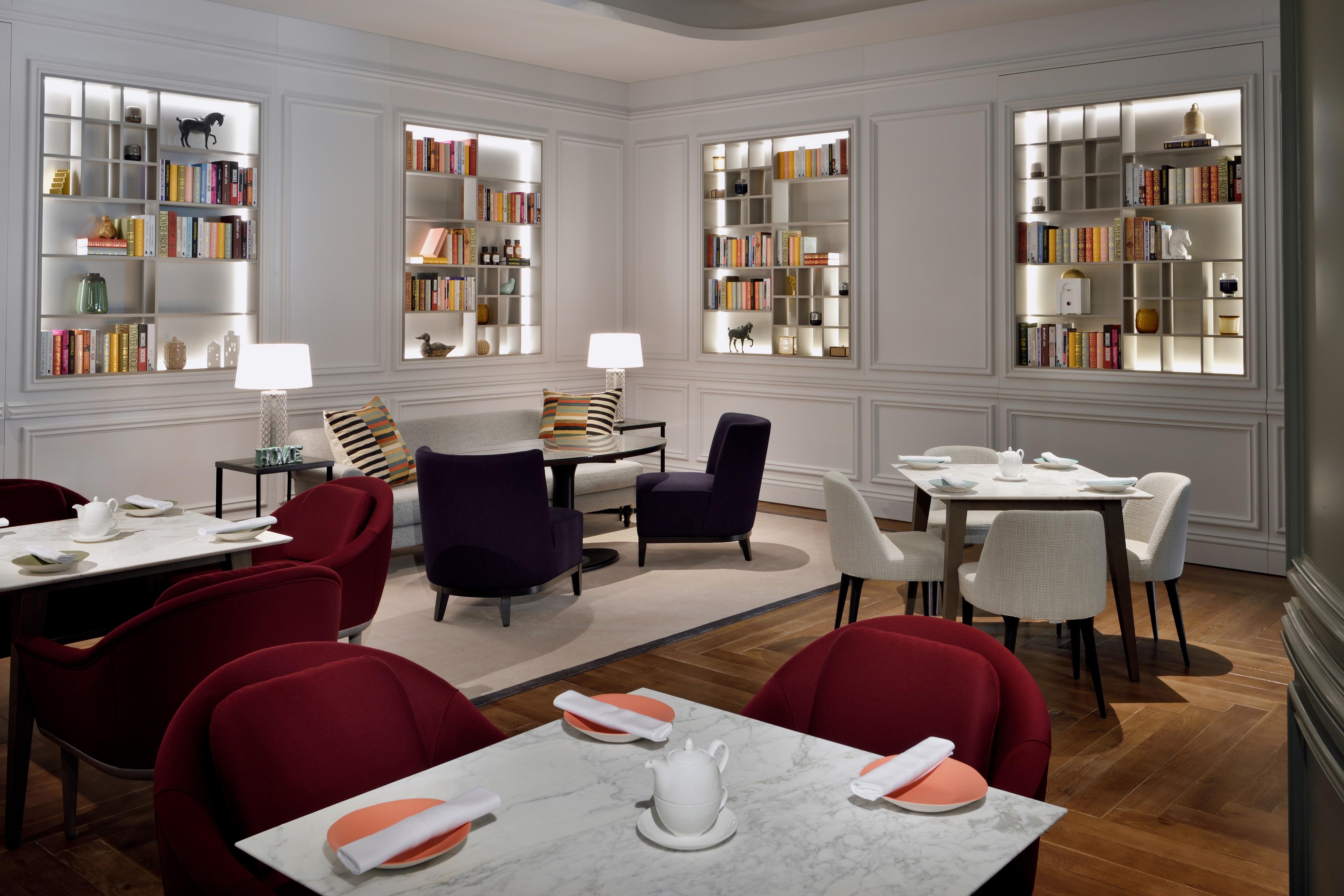 Hotel Kempinski The Boulevard Dubai 5*