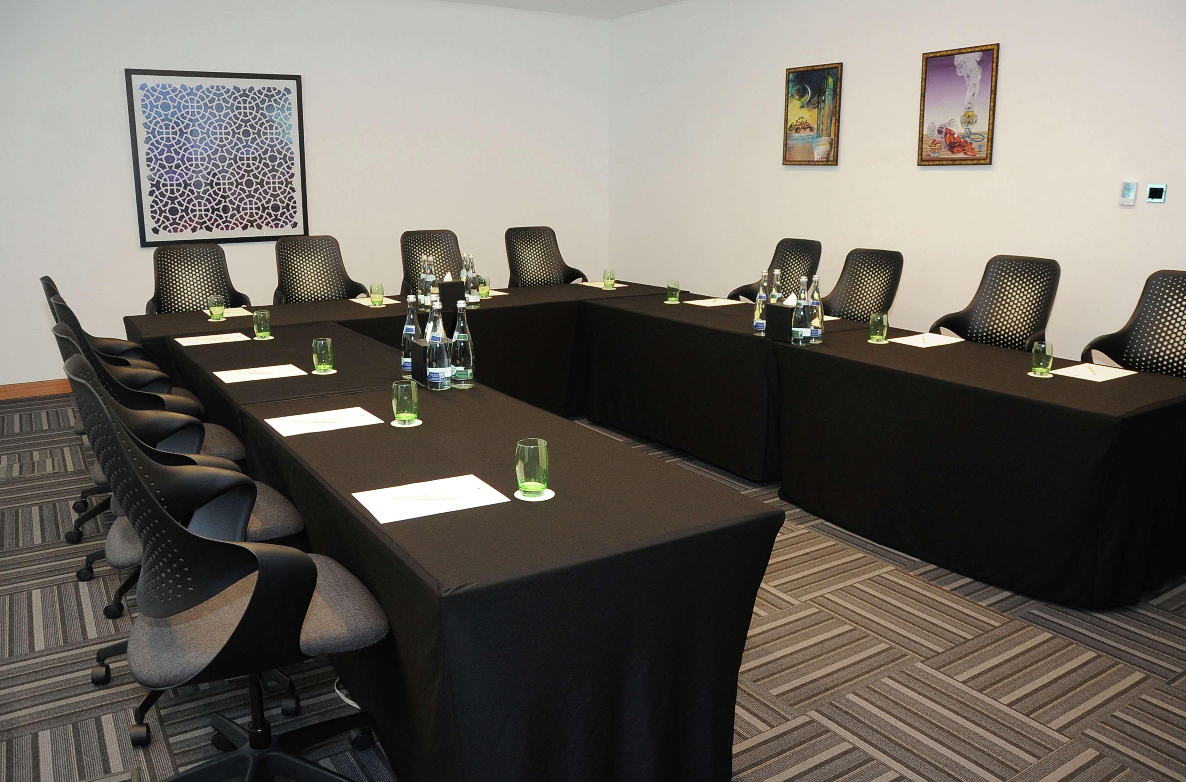 Doubletree By Hilton - Business Bay 4*