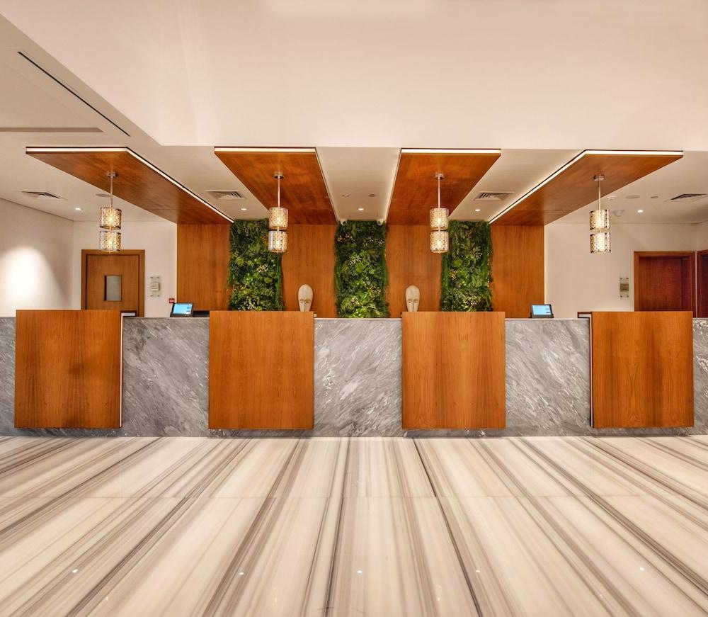 Canal Business Bay Otel