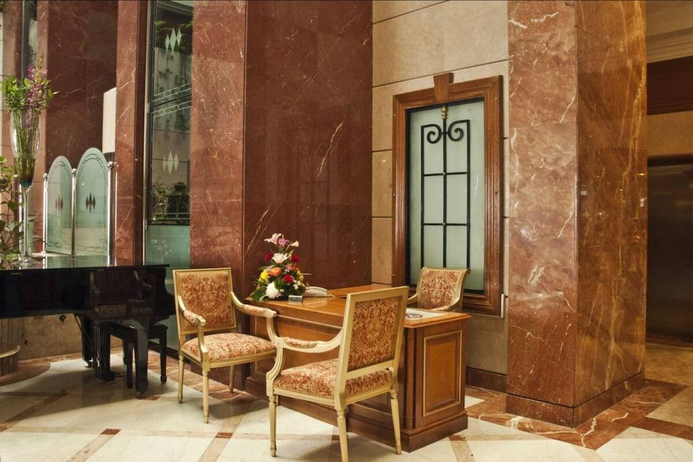 Regent Palace Hotel 4*