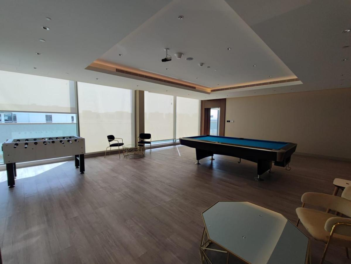 Sleek And Stylish 2-bedroom Apartment Dubai