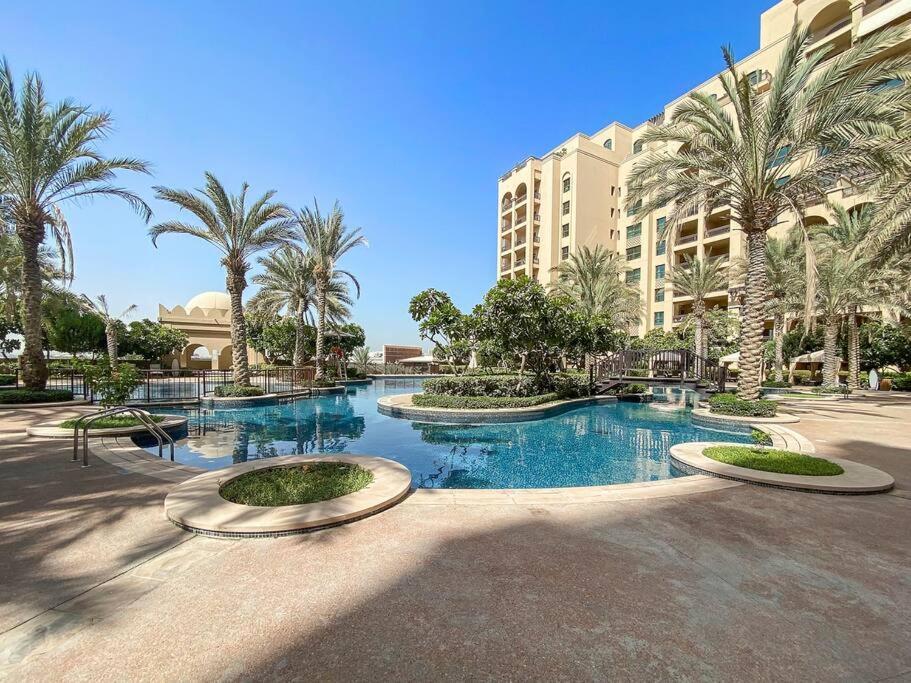 Stonetree - Fairmont North 2 Bedroom & Maid - Club Access Apartment