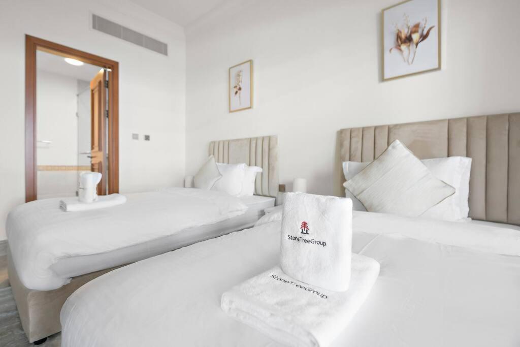 Stonetree - Fairmont North 2 Bedroom & Maid - Club Access * Dubai