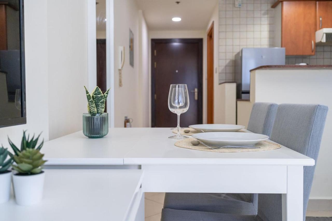 Beautiful 1-bedroom Near To Beach At Marina Diamond In Apartment *