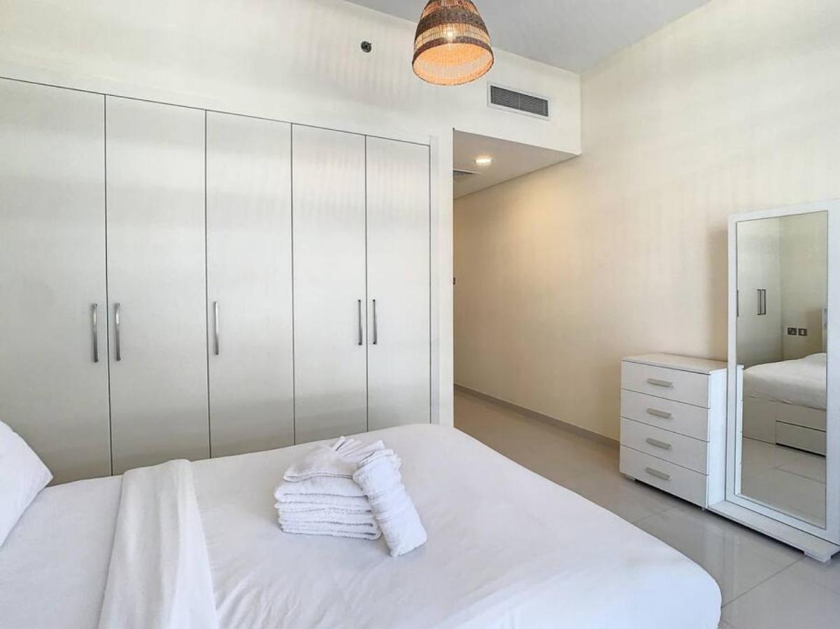 Apartment Key View - Loreto 3b, Damac Hills *