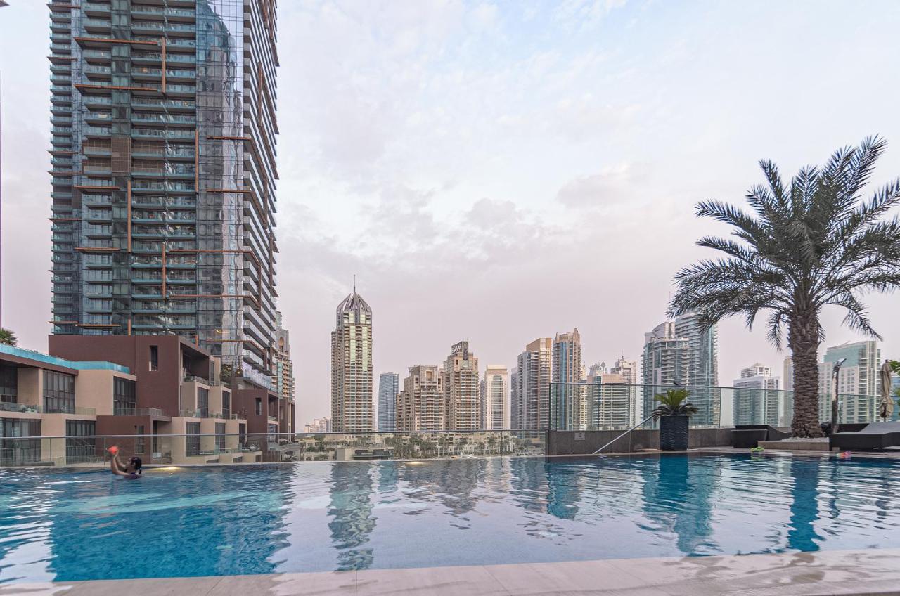 Oskena - Magical View Two Bedroom Marina Apartment Dubai