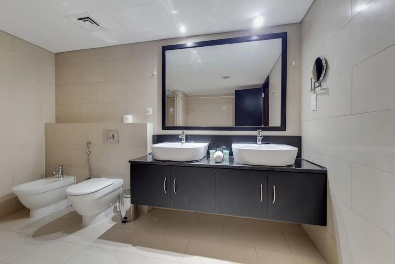 Laguna Tower - Peaceful One Bedroom Apartment *