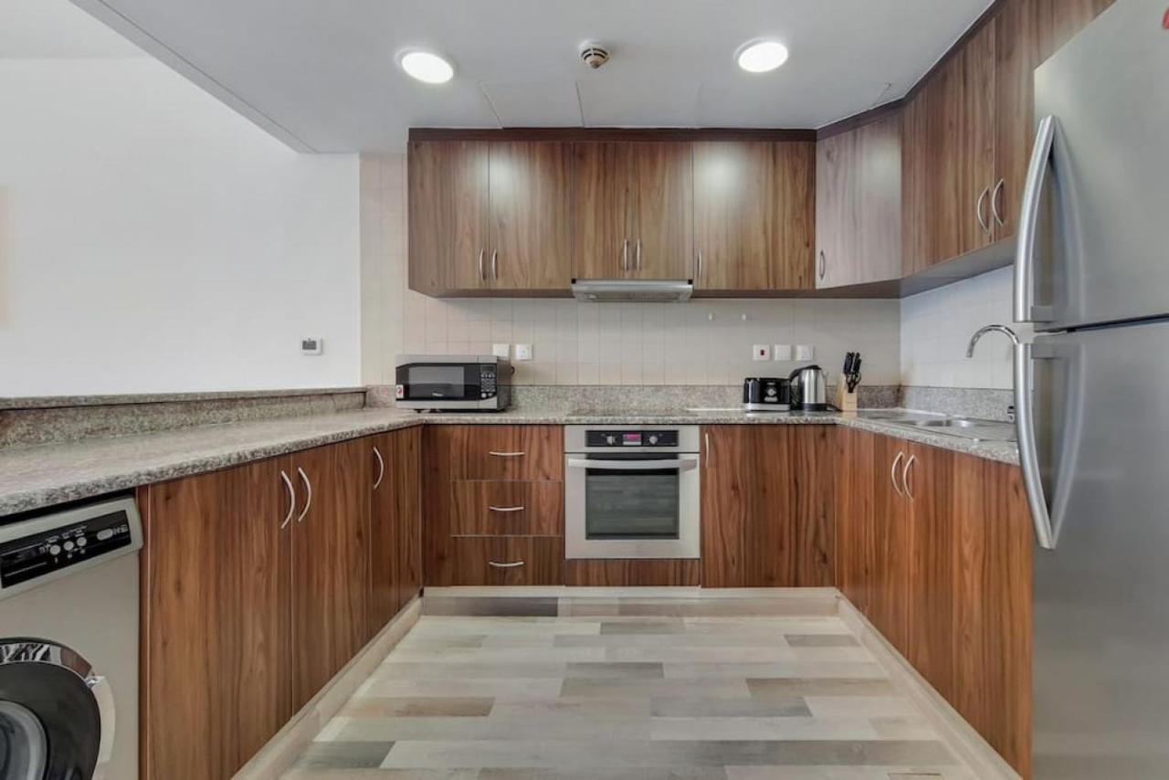 Laguna Tower - Peaceful One Bedroom * Dubai