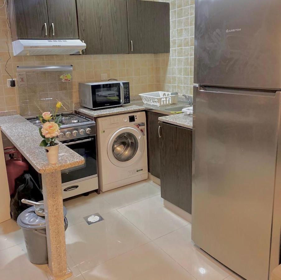 Spacious In Marina With Balcony Dubai