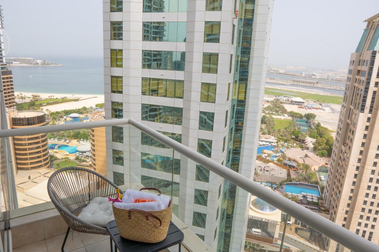 Apartment Veluxa - Designer 1 Bedroom With Sea View! Dubai