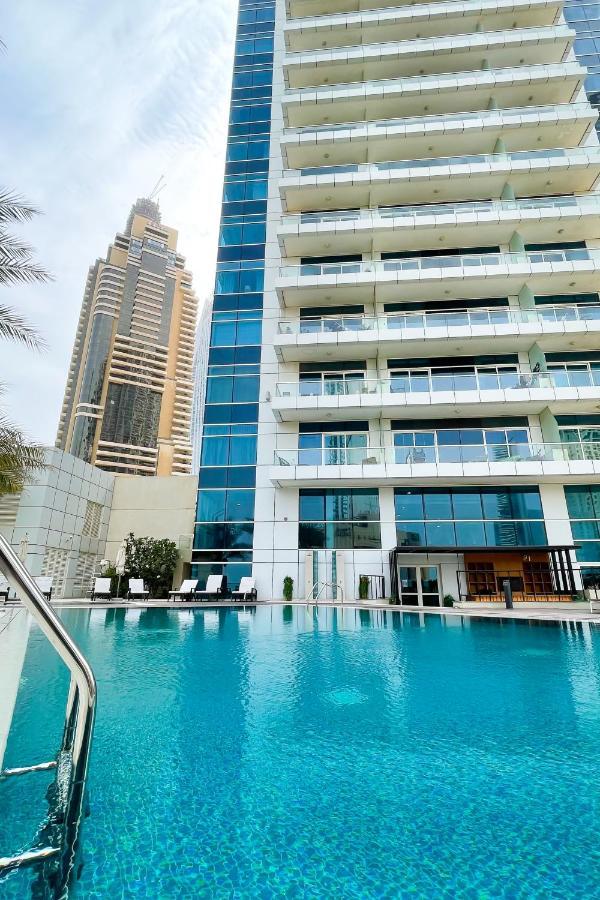 Veluxa - Designer 1 Bedroom With Sea View! Apartment
