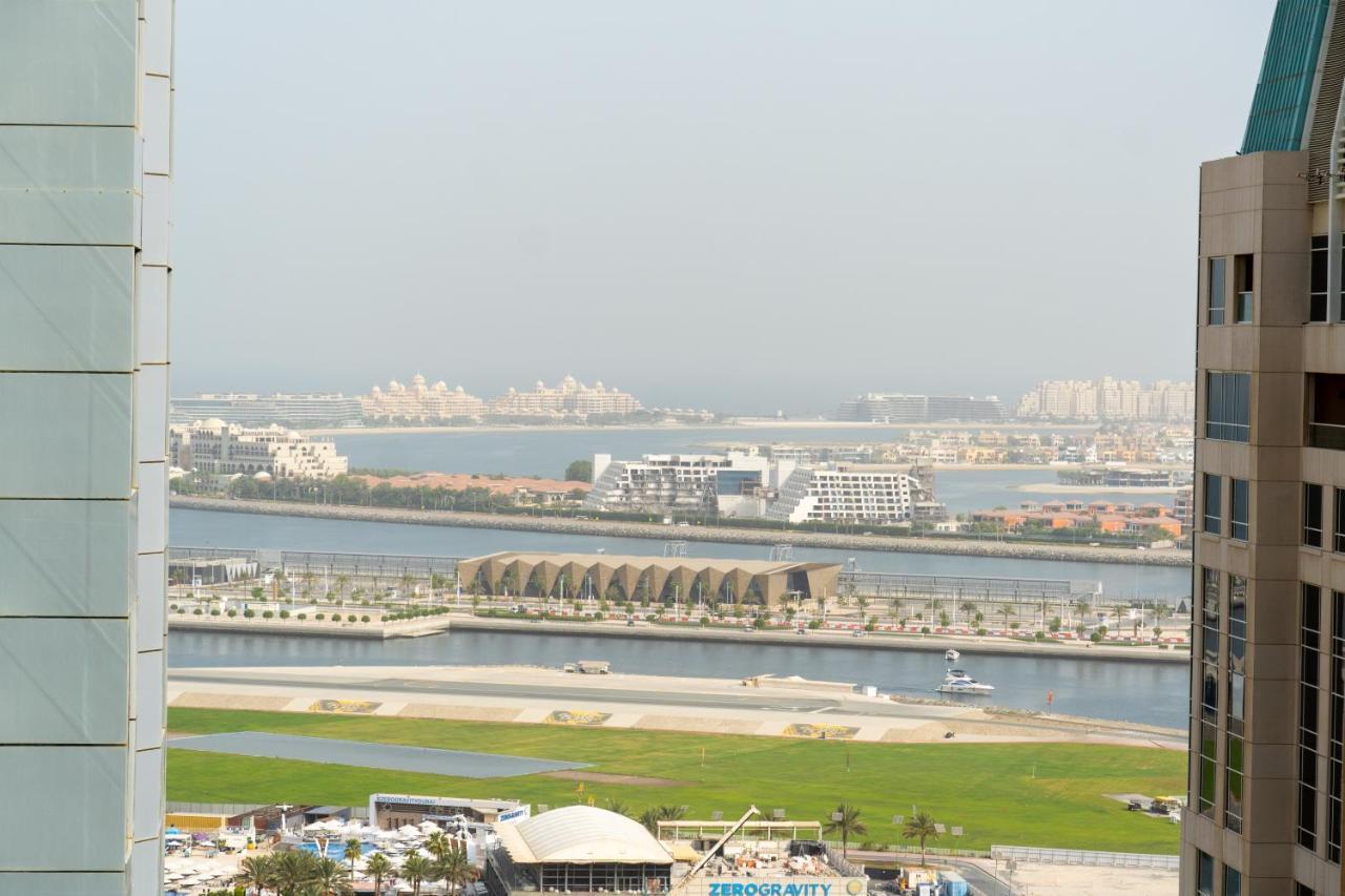Apartment Veluxa - Designer 1 Bedroom With Sea View! Dubai