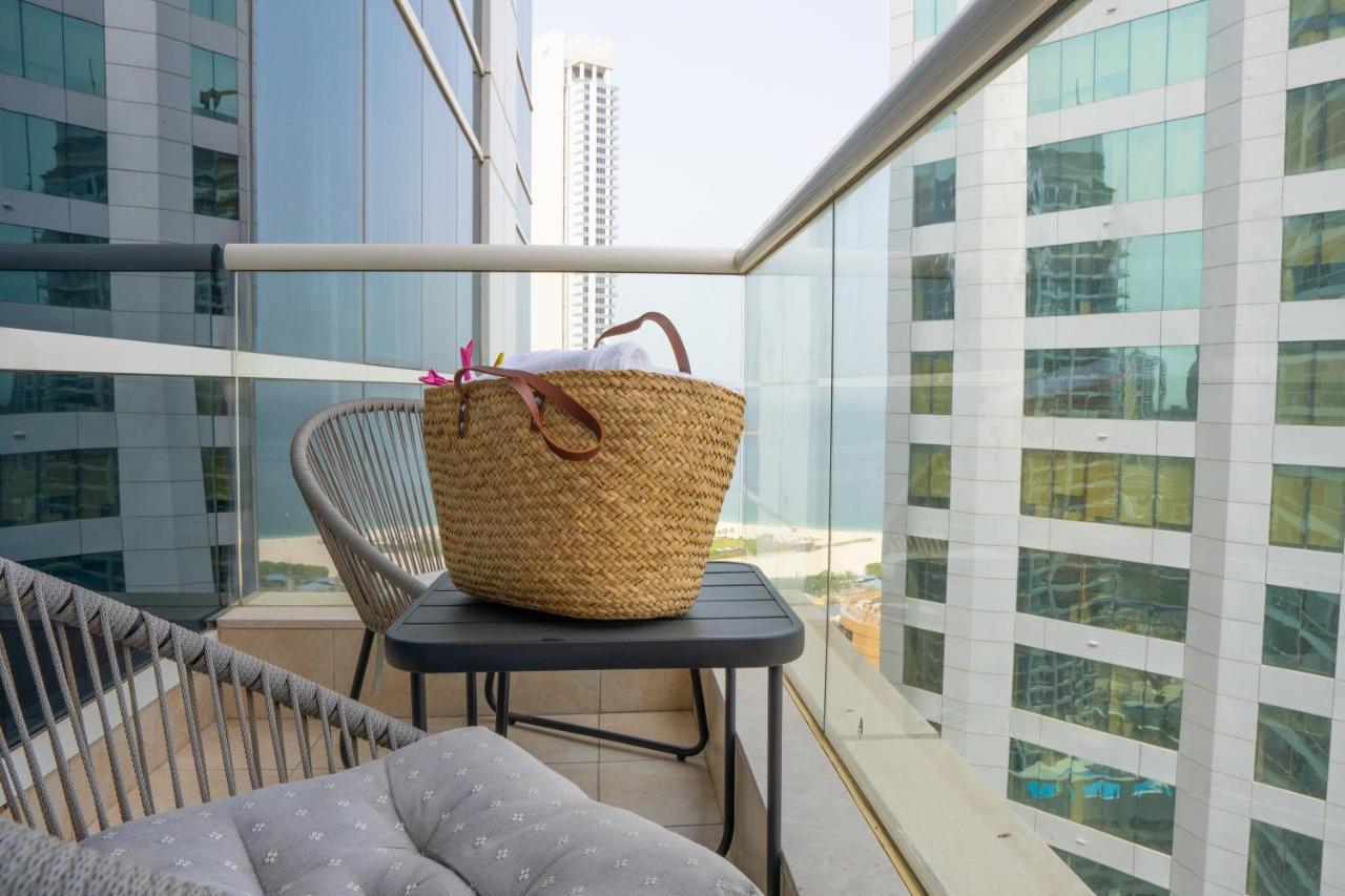 Veluxa - Designer 1 Bedroom With Sea View! Apartment Dubai