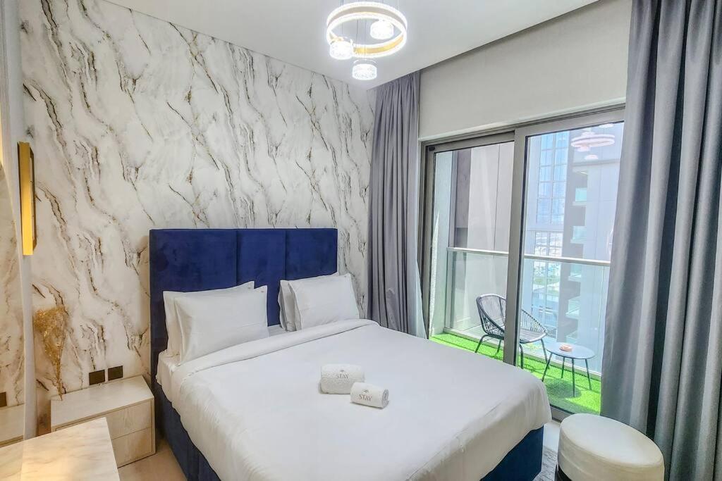 Apartment By Latinem Luxury 1br Cvr A703 Near Burj Khalifa Dubai