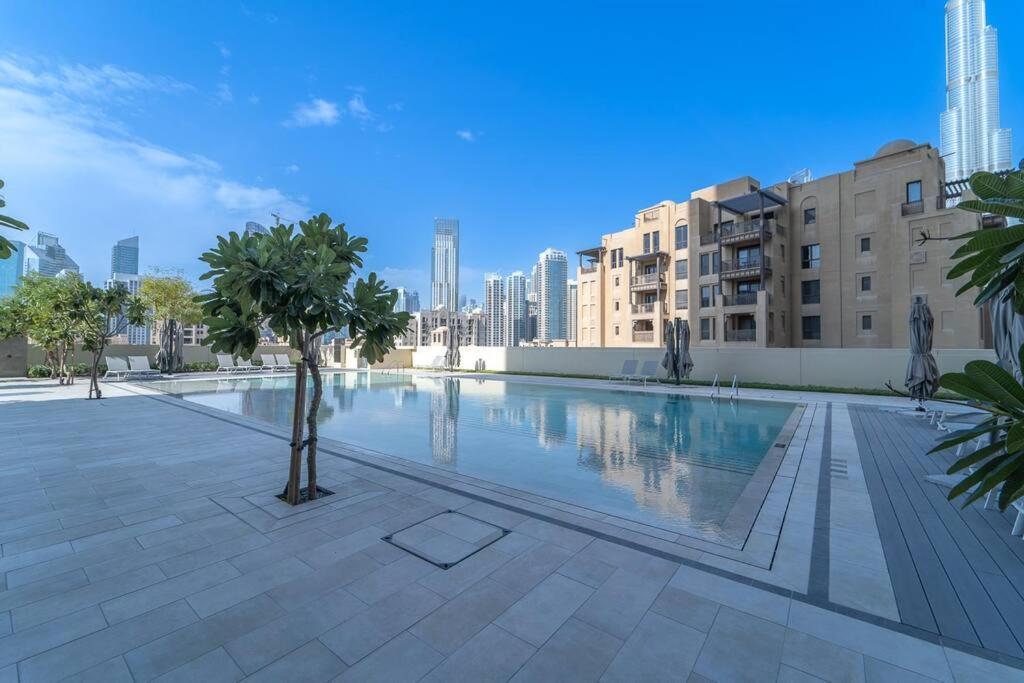 Vogue Downtown - Burj Royale - Spectacular Burj Khalifa & Mall View Apartment *