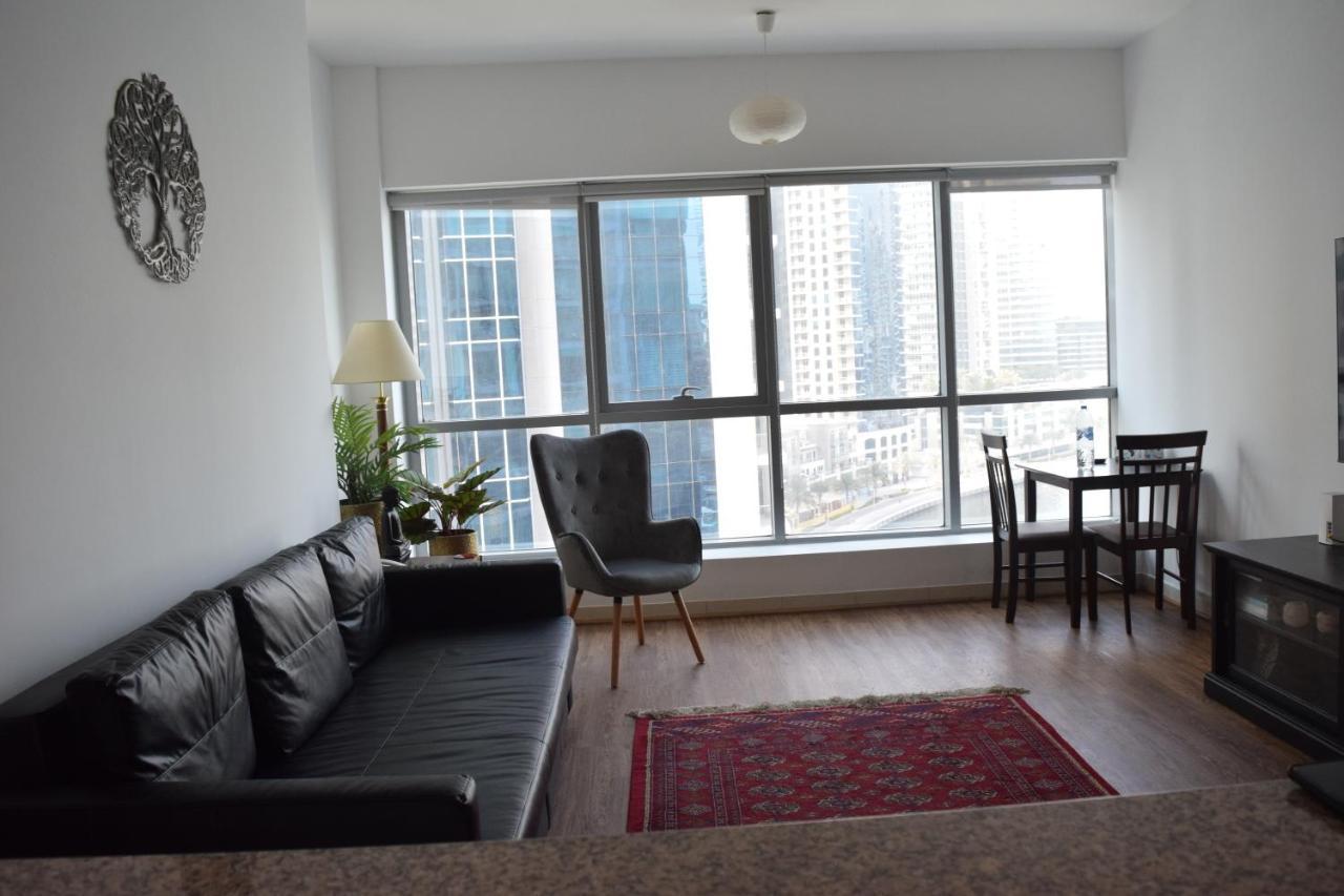 1br Apartment, Stunning Marina View, 5 Min Walk To Jbr Beach, 30 Sec Walk To Tram And Bus Stations * Dubai
