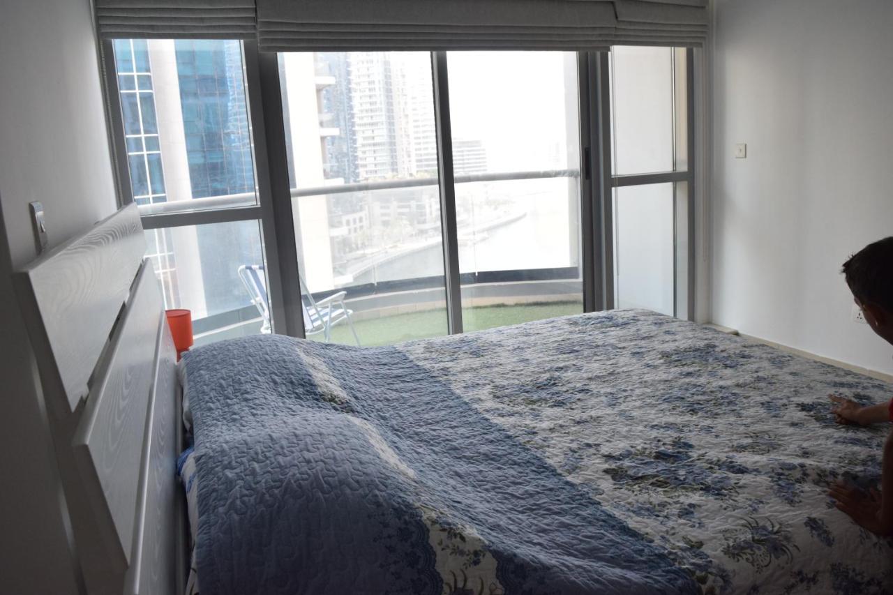 1br Apartment, Stunning Marina View, 5 Min Walk To Jbr Beach, 30 Sec Walk To Tram And Bus Stations Apartment Dubai