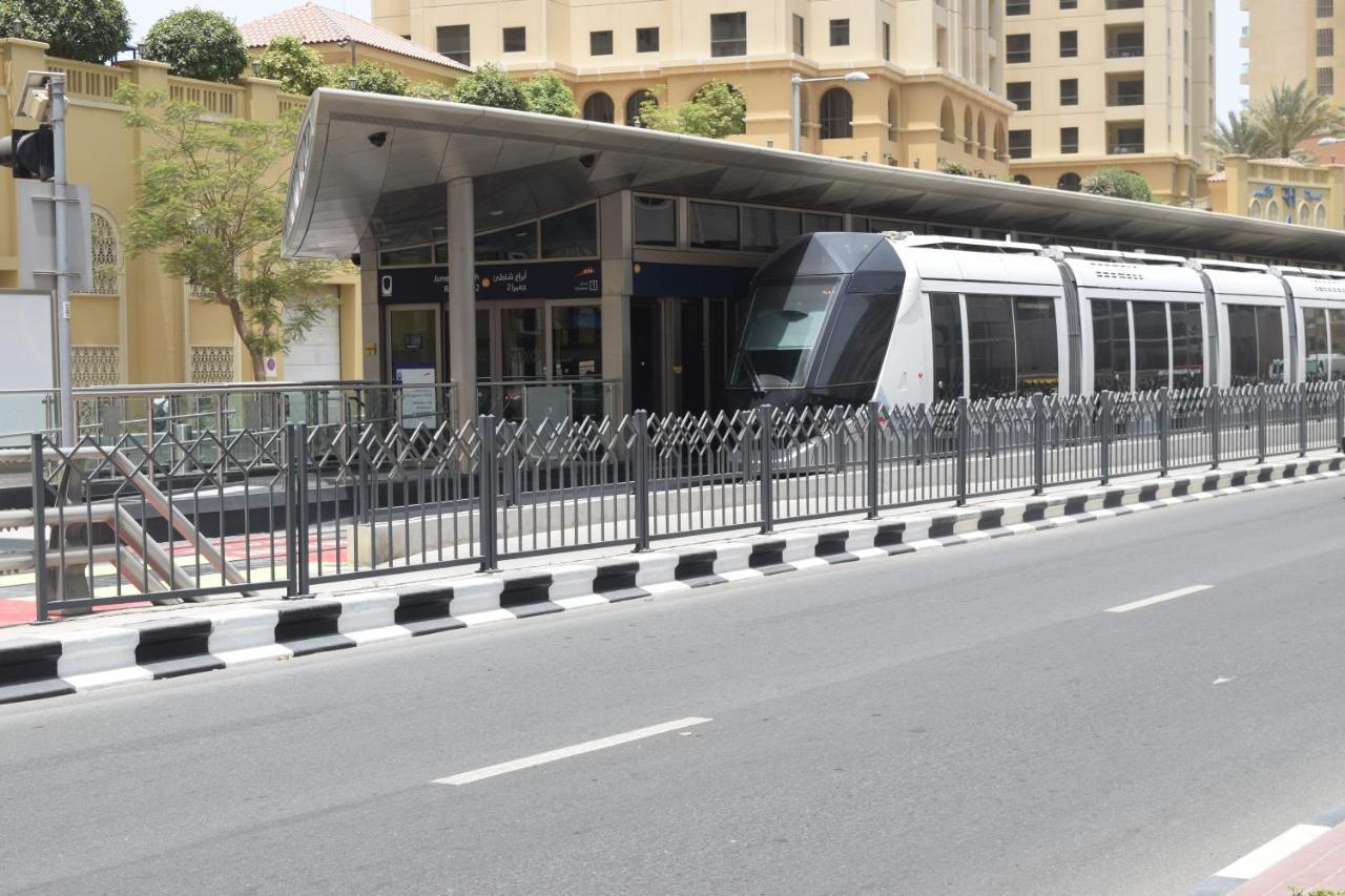 1br Apartment, Stunning Marina View, 5 Min Walk To Jbr Beach, 30 Sec Walk To Tram And Bus Stations Apartment Dubai