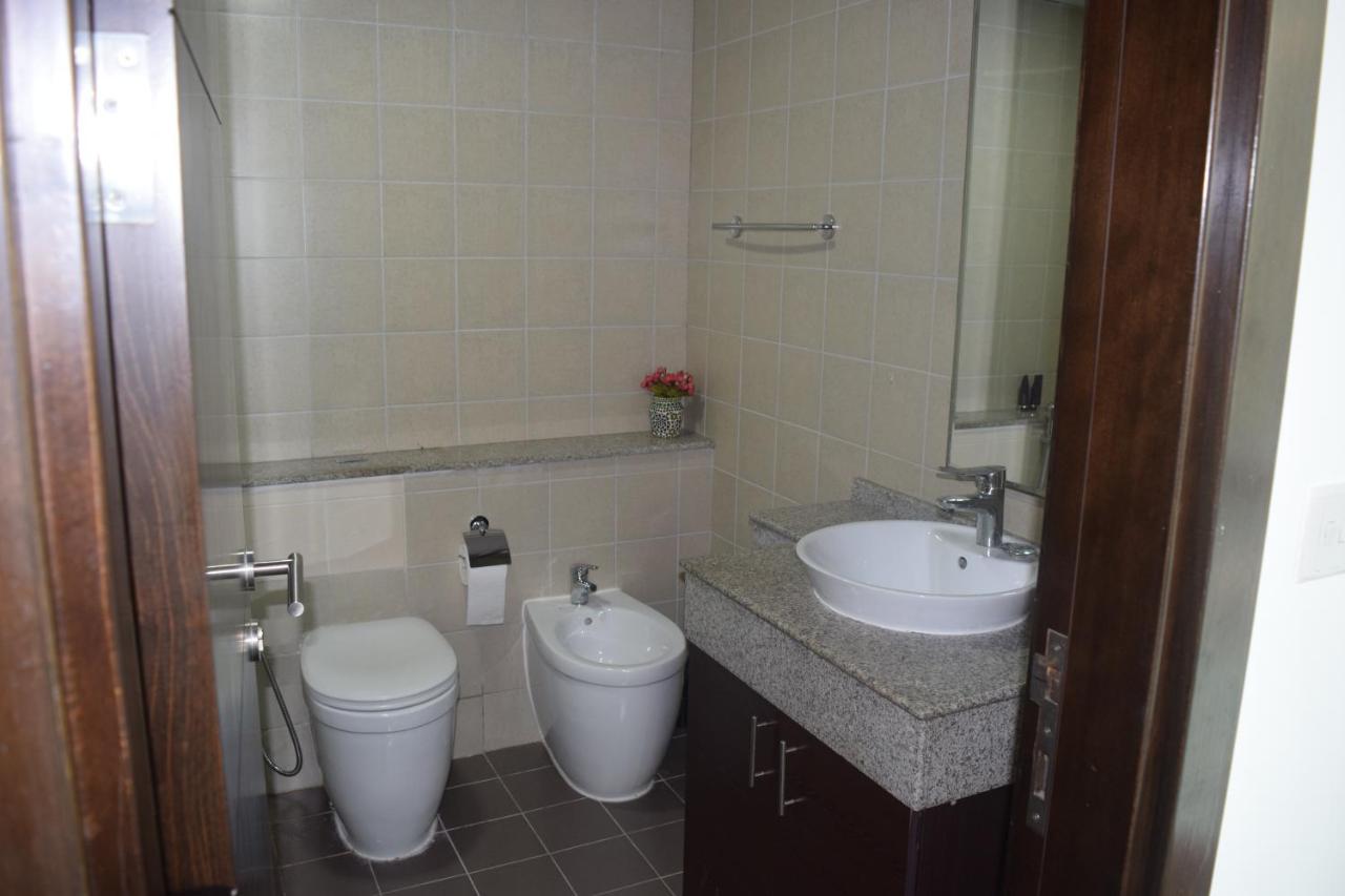 1br Apartment, Stunning Marina View, 5 Min Walk To Jbr Beach, 30 Sec Walk To Tram And Bus Stations Dubai