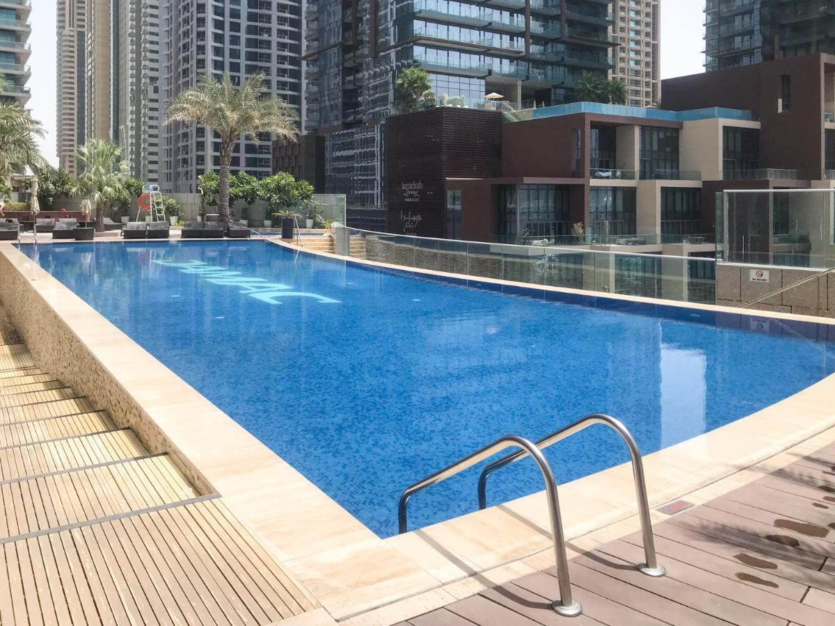 Chic With Fendi Design, Panoramic Full Sea-view * Dubai