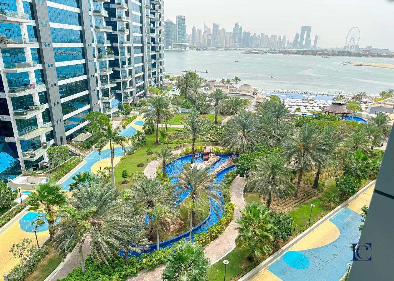 Luxury Escapes - Premium 3br - Partial Sea View The Palm - Near Nakheel Mall & Mono Rail - Oceana Apartment