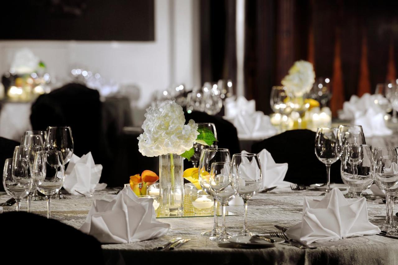 Palace Downtown Otel 5*