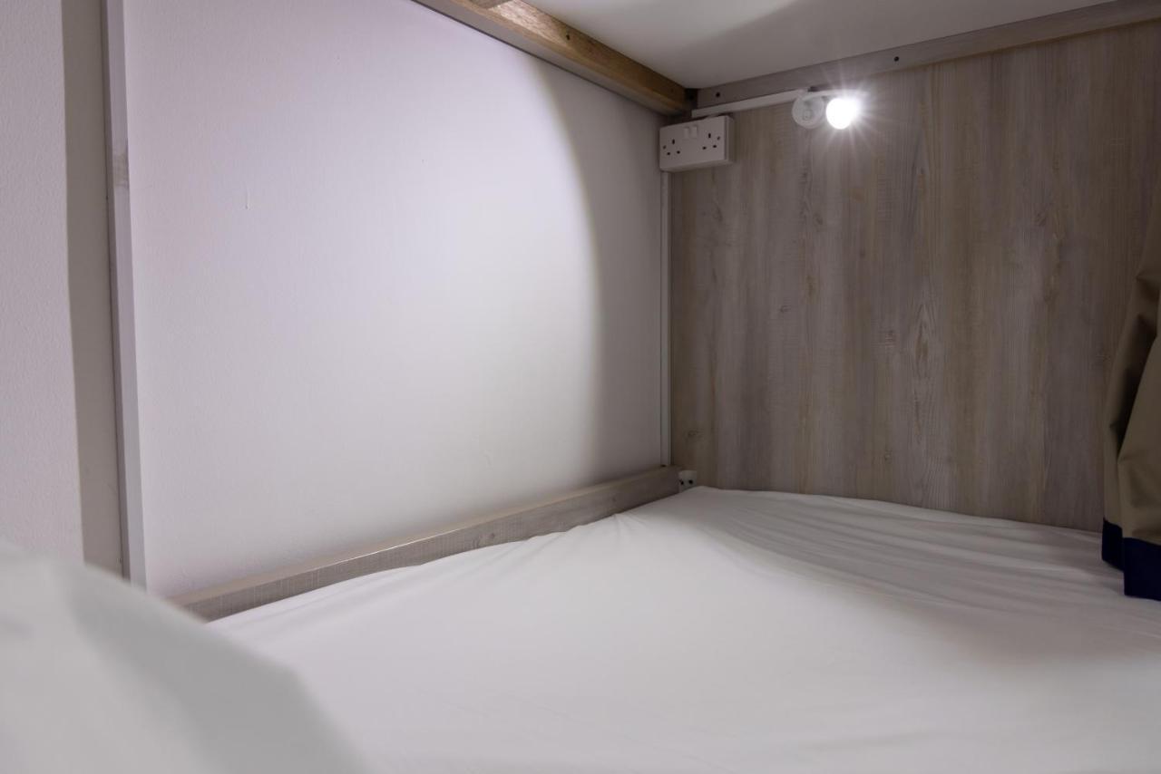Hostel Travel Hub Premium Dubai