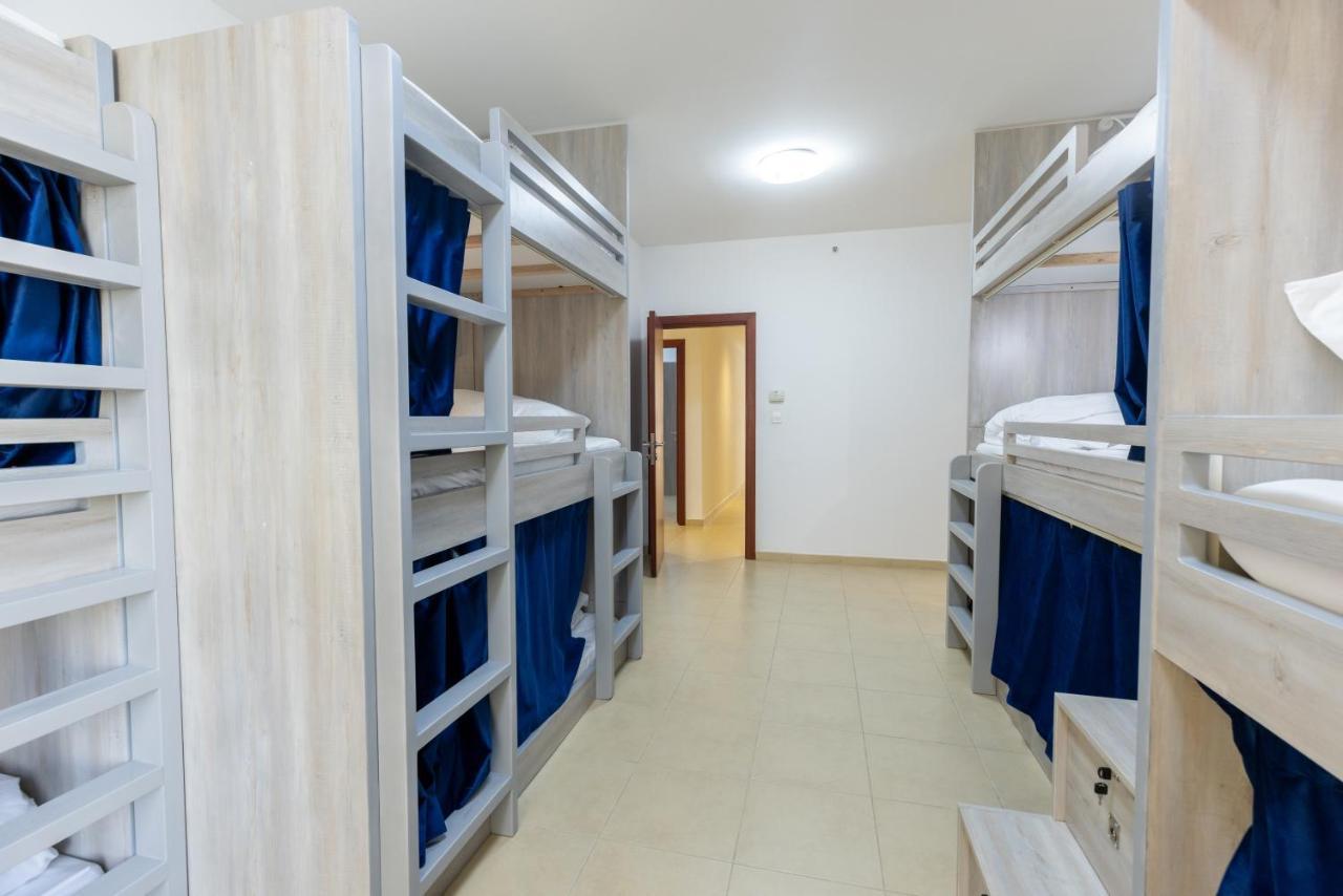 Travel Hub Premium