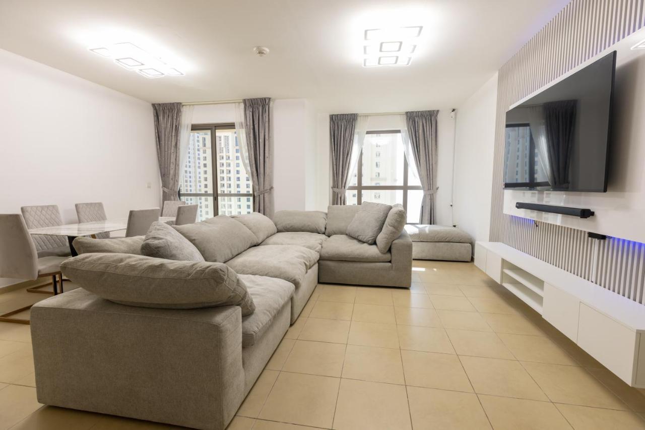 Hostel Travel Hub Premium