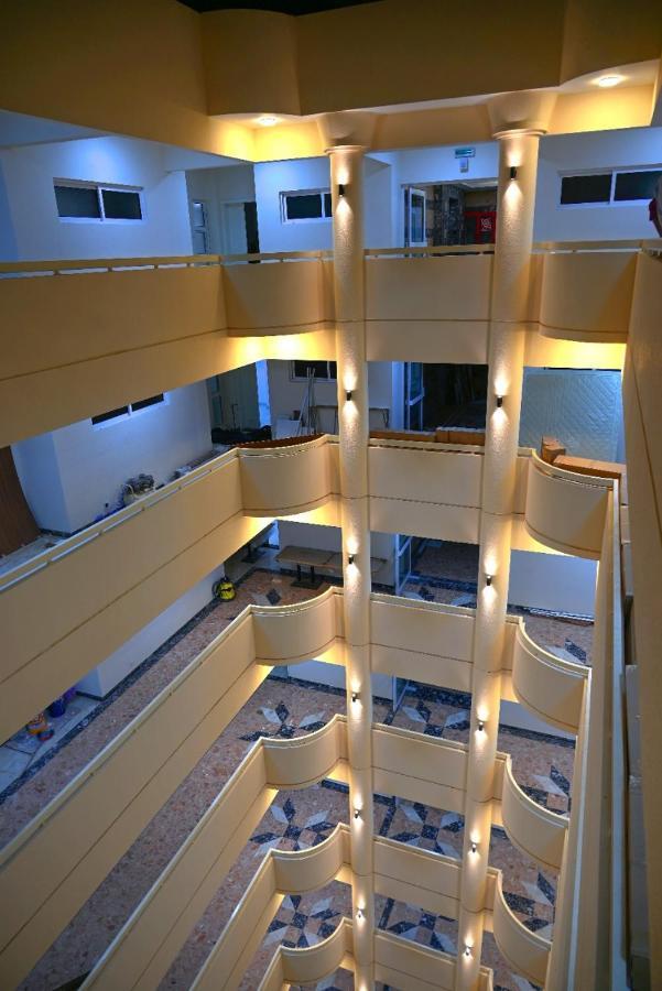 Yoi Pod - Deira Al Rigga Capsule hotel Dubai