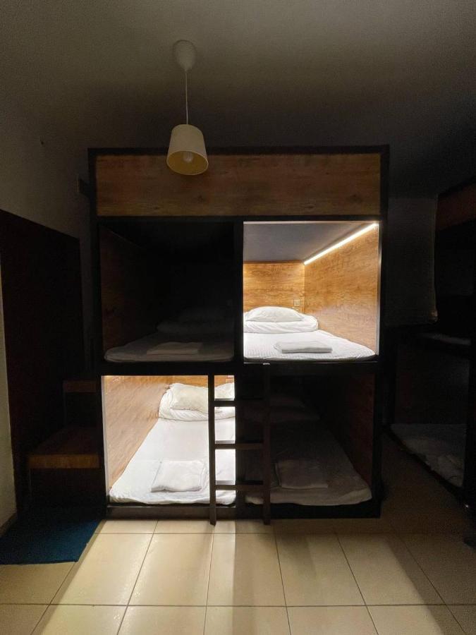 Palm View Hostel *