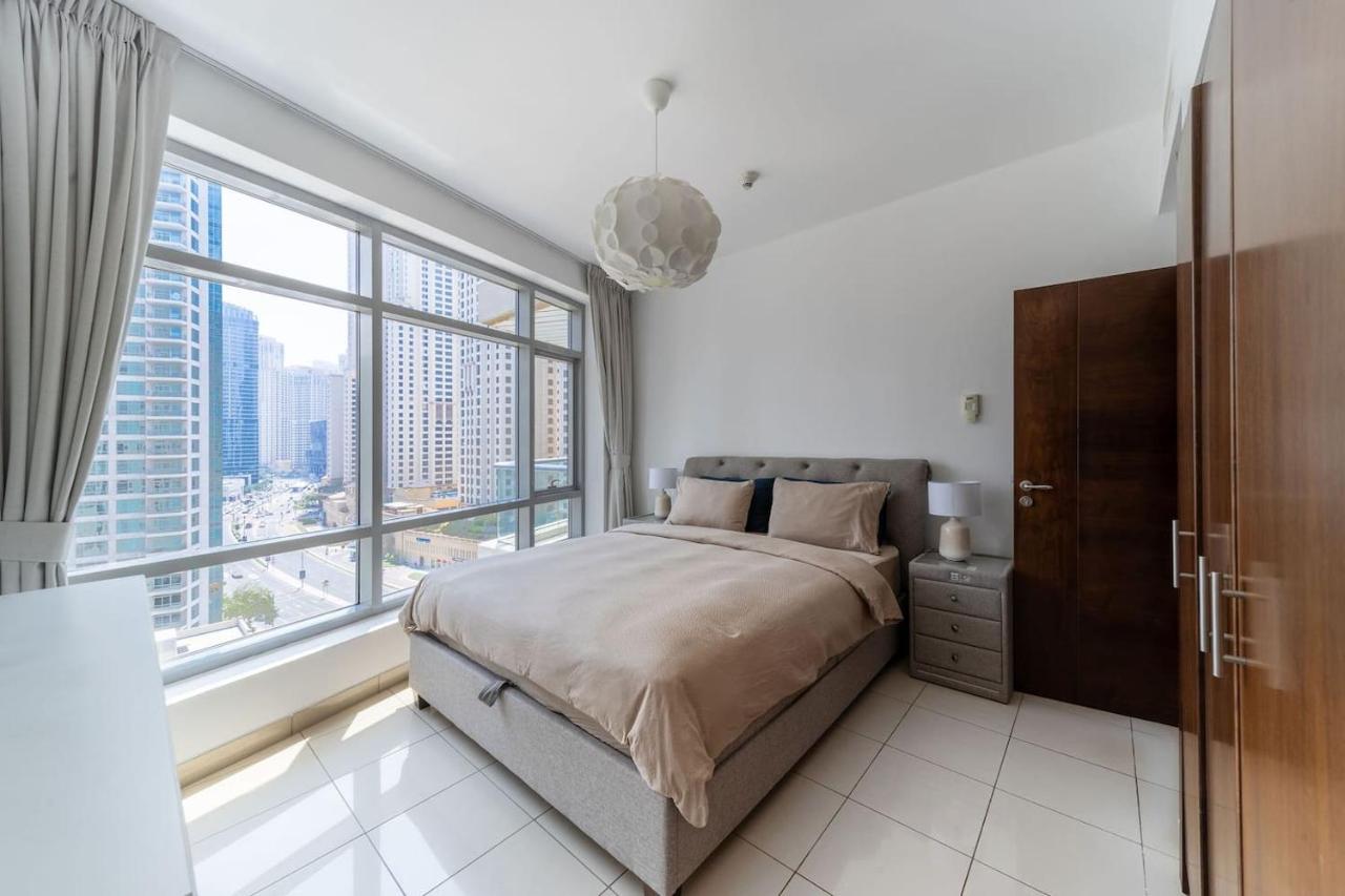 Heart Of The Marina - 1 Bedroom Apartment Dubai