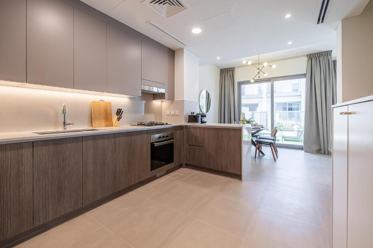 Exclusive Spacious I Garden I Maid Dubai