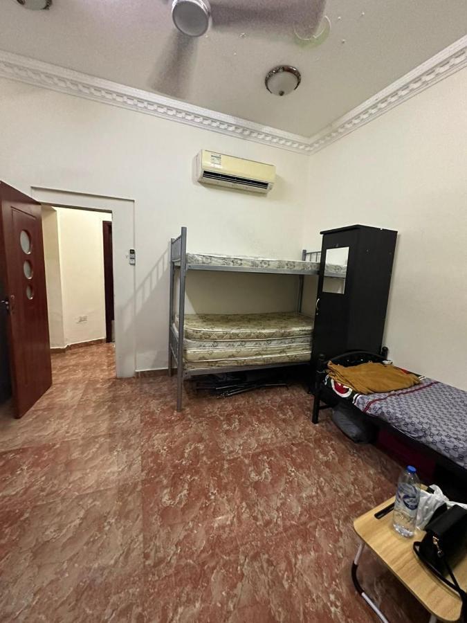 Apartment Bed Space For Female Single And Bunk Bed Al Sayed Builidng - Sharaf Dg Exit 4 Flat 301 Dubai