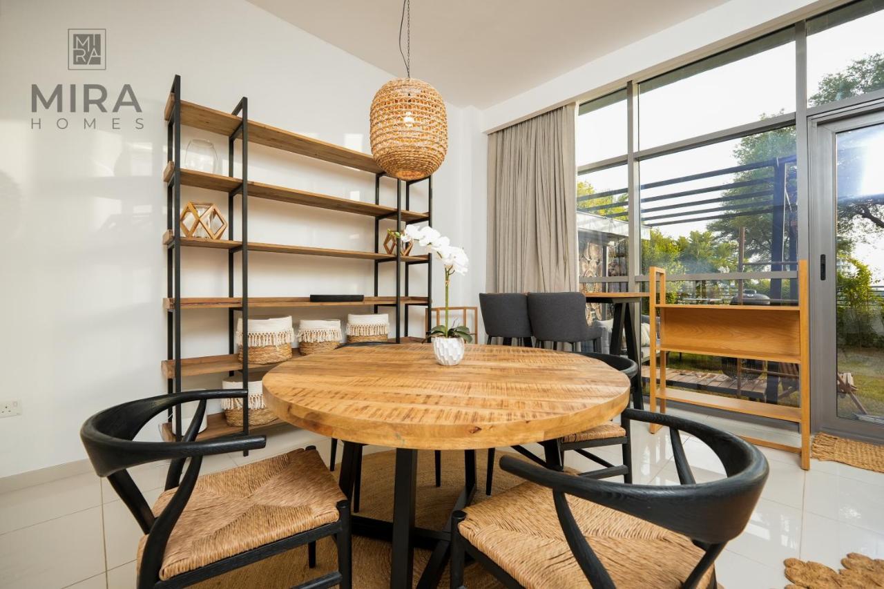 Mira Homes - Cozy 2 Bedroom Townhouse In Damac Hills Apartment Dubai