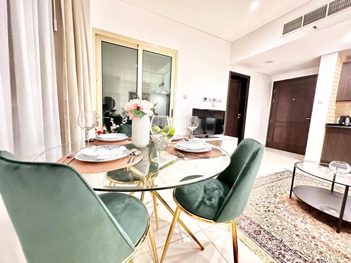 Apartment Lovely Newly Furnished Ocean View In Royal Oceanic Tower Dubai