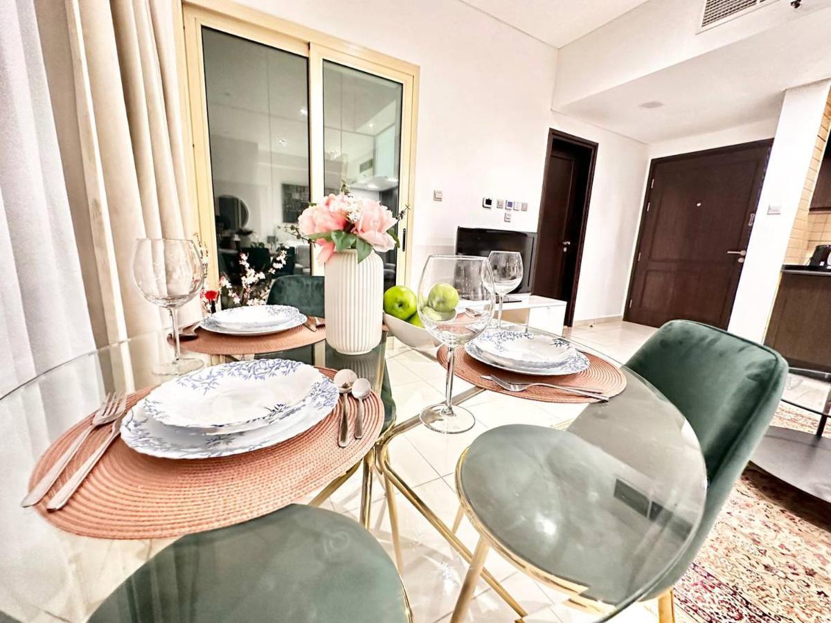 Lovely Newly Furnished Ocean View In Royal Oceanic Tower *